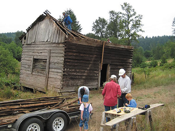 Molalla Log Cabin